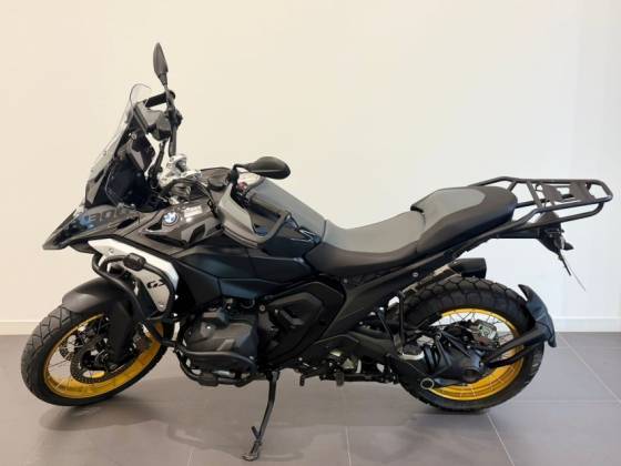 BMW R 1300 GS TRIPLE BLACK BMW R 1300 GS TRIPLE BLACK